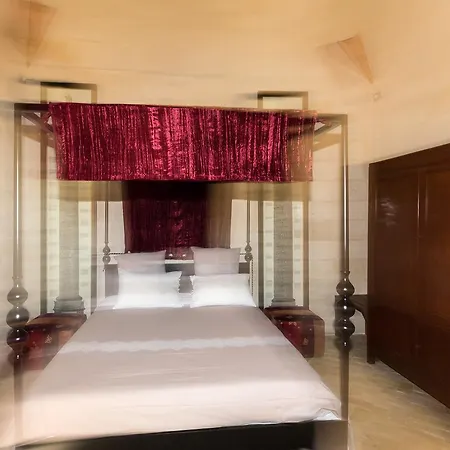 Pensionat Maison D'ax 4*